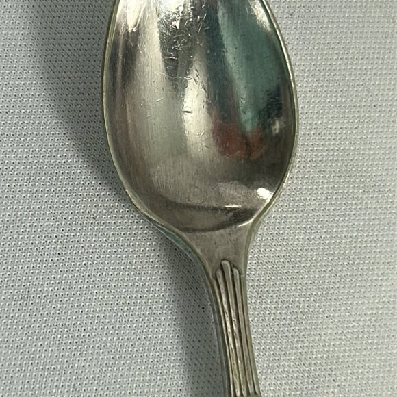 Vintage Reed Barton Silver Plate Childrens Spoon Hotel Knight 4.5" Long - Picture 3 of 8